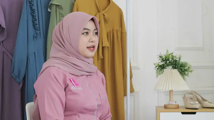 Owner Rita Fashion - Keuntungan Punya Usaha Sendiri