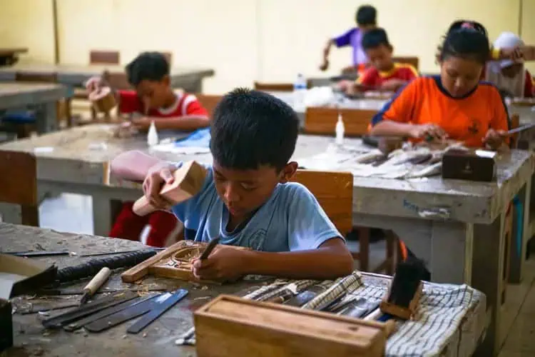 Kelas Kesenian Ukir Jepara