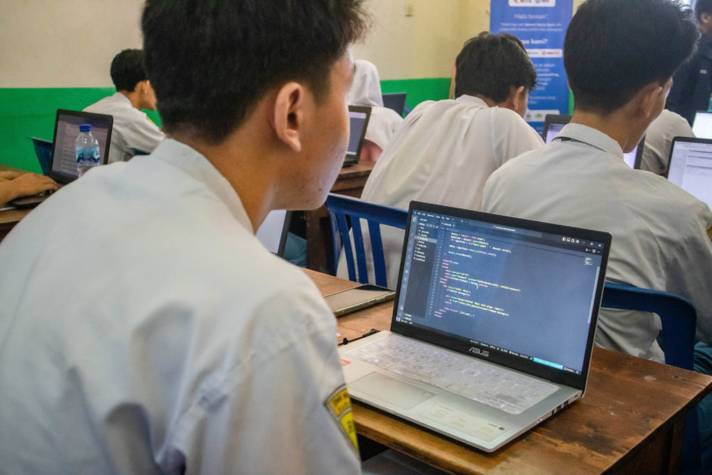 Coding Competition Smkn 10 Surabaya